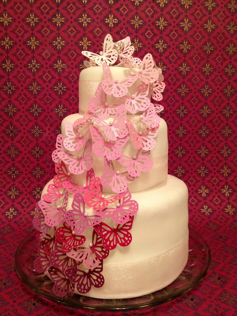 Easy Wedding Cakes To Make Yourself
 Jennuine by Rook No 17 Easy & Elegant Wedding Cake You