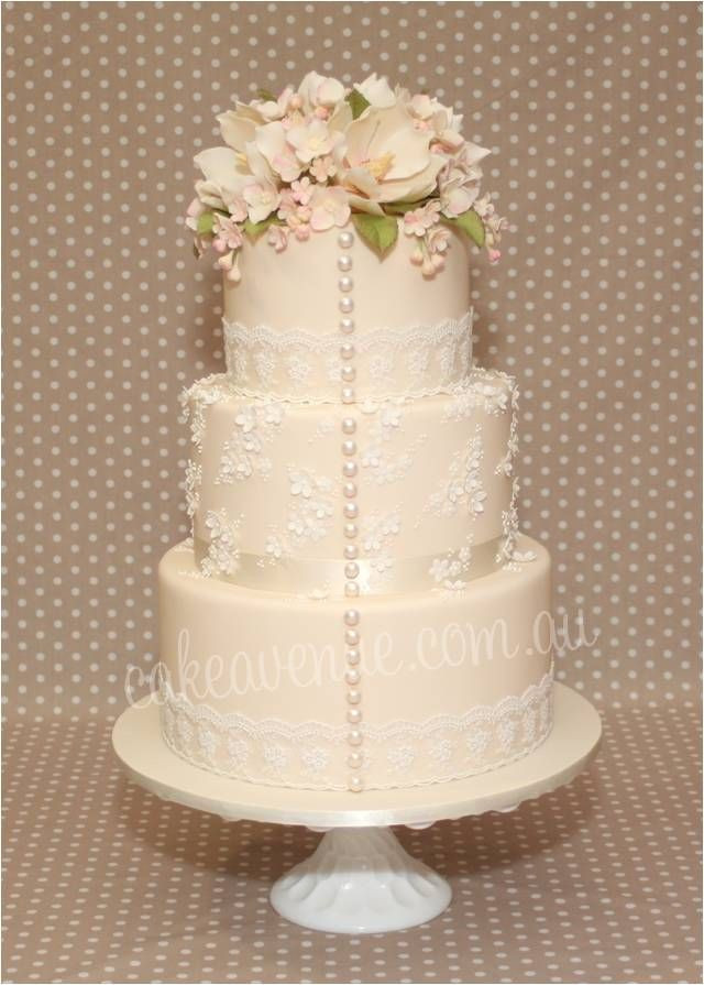 Edible Pearls For Wedding Cakes
 Vintage Garden Wedding Cake with edible pearls and