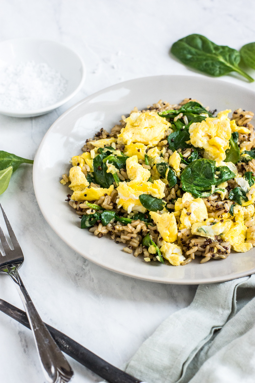 Eggs And Rice For Breakfast Healthy
 Healthy Brown Rice Breakfast Bowl with Eggs and Spinach