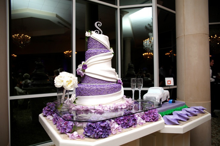 Elegant Purple Wedding Cakes
 Elegant Purple wedding cake Wedding cakes