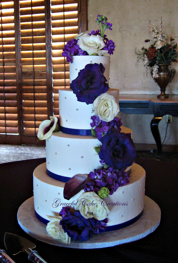Elegant Purple Wedding Cakes
 Elegant White Buttercream Wedding Cake with Purple Flowers