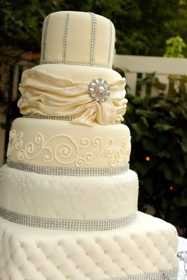 Elegant Wedding Cakes With Bling
 Layers of Love Elegant Rhinestone Wedding cake