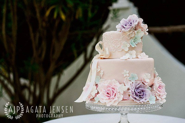 English Wedding Cakes
 English Garden Wedding Cakes – Cake Geek Magazine