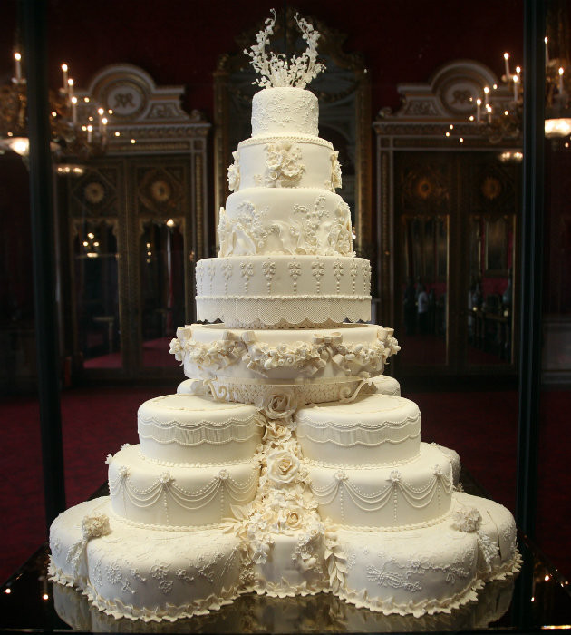 Expensive Wedding Cakes
 10 Most expensive Desserts in the world