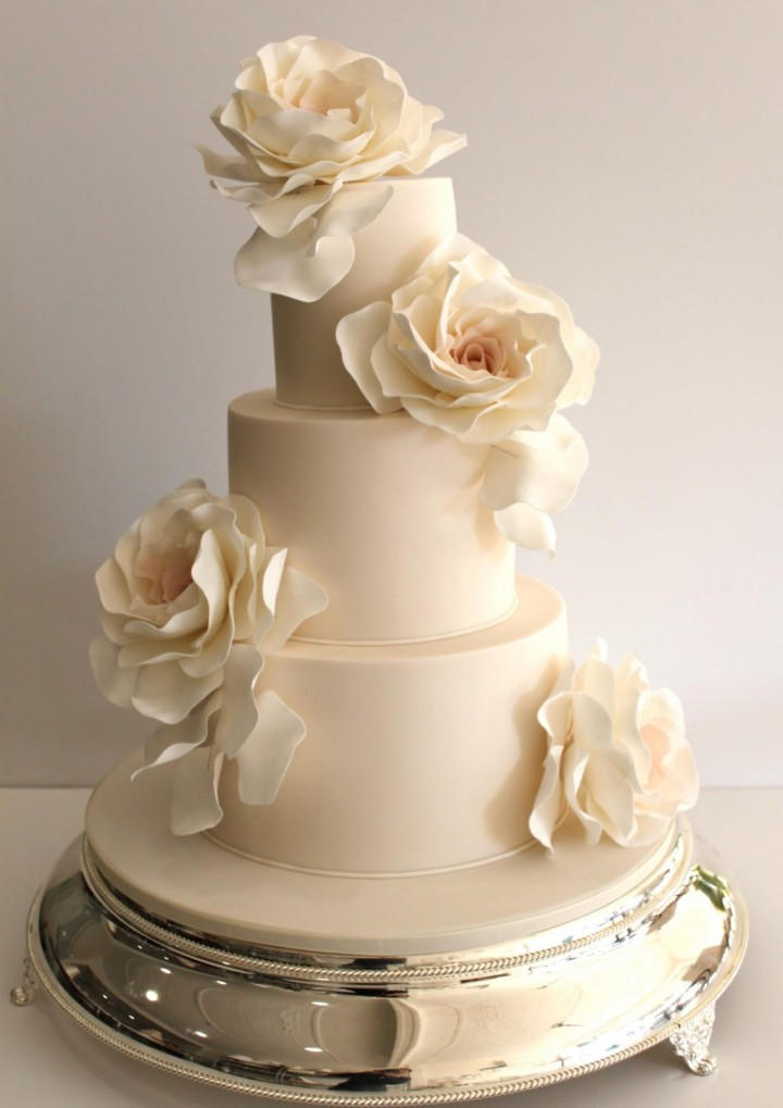 Exquisite Wedding Cakes
 Prettiness from These Exquisite Wedding Cakes MODwedding