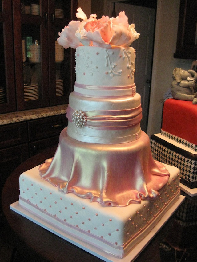 Extravagant Wedding Cakes
 Extravagant wedding cake idea in 2017