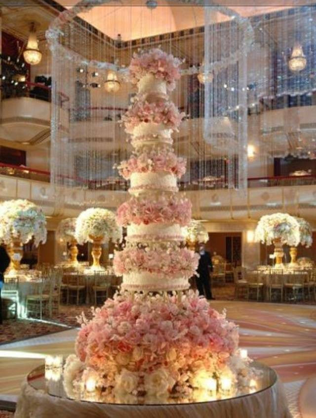 Extravigant Wedding Cakes
 8 Extravagant Wedding s That Will Leave Brides to Be