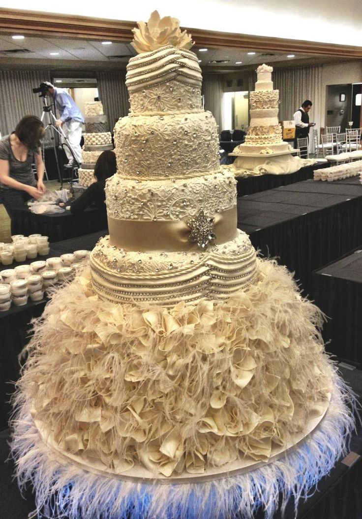 Extreme Wedding Cakes
 197 best Amazing wedding cakes 3 images on Pinterest