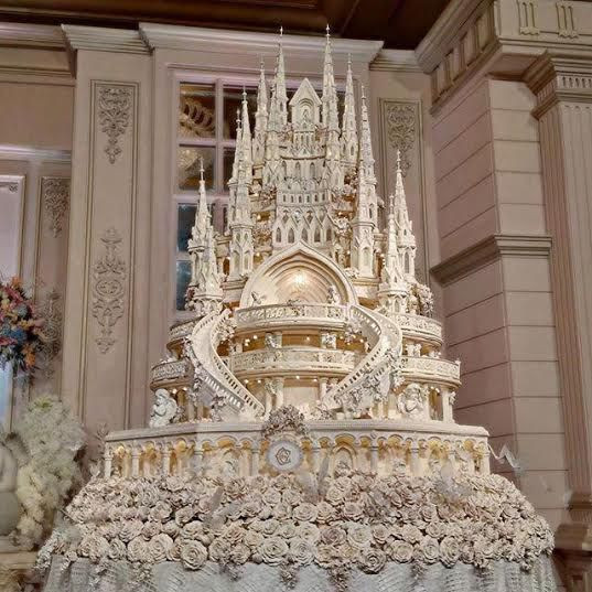 Extreme Wedding Cakes
 Bridal Guide Extreme Castle Wedding Cakes for the