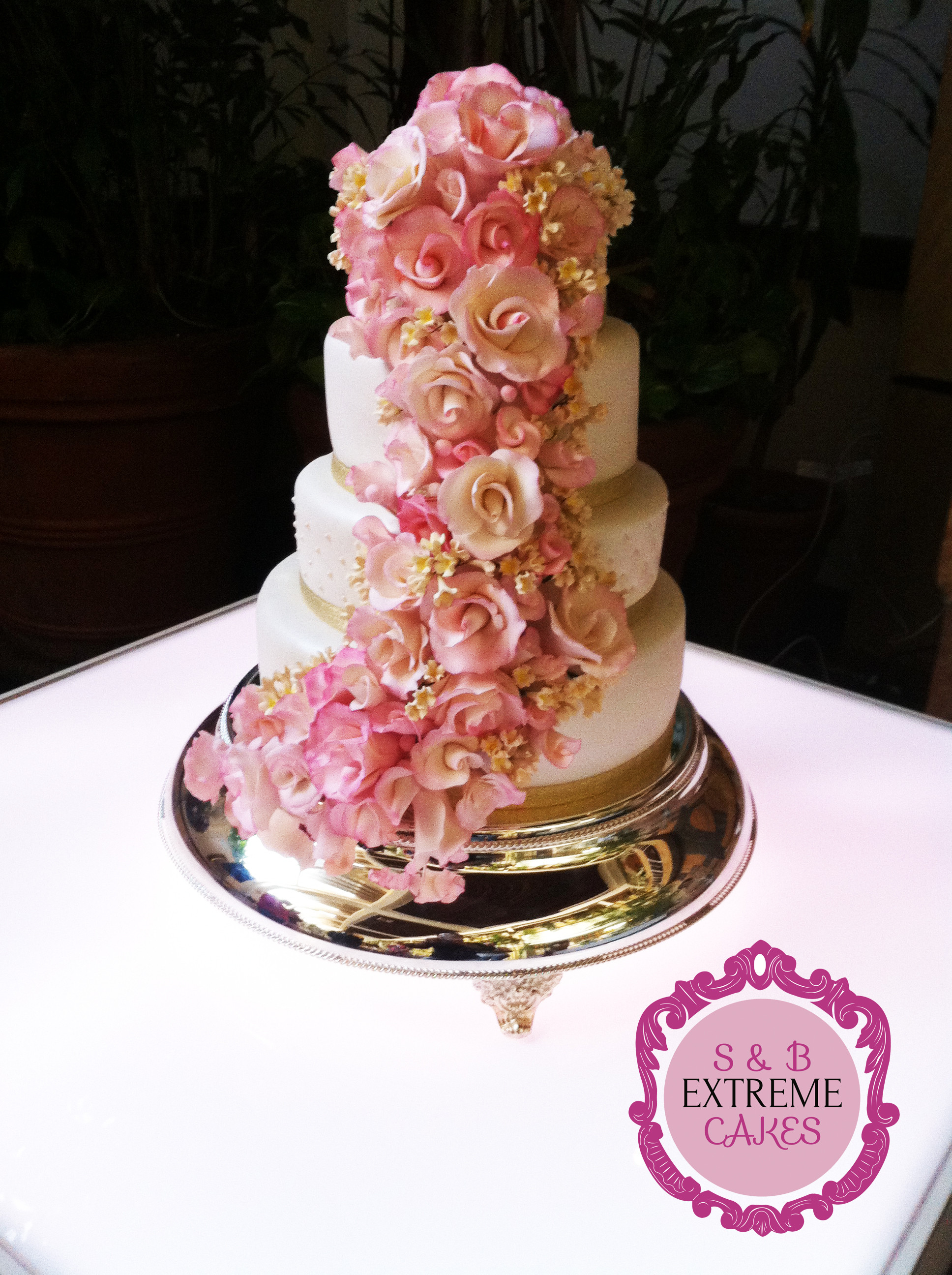 Extreme Wedding Cakes
 1000 images about S&B Extreme Cakes on Pinterest