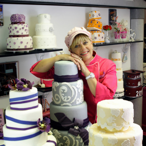 Fake Wedding Cakes Shark Tank
 Shark Tank Success Stories Fun Cake s Wedding Cake Rental