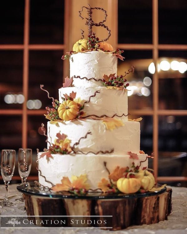 Fall Wedding Cakes With Leaves
 20 Rustic Country Wedding Cakes for The Perfect Fall Wedding