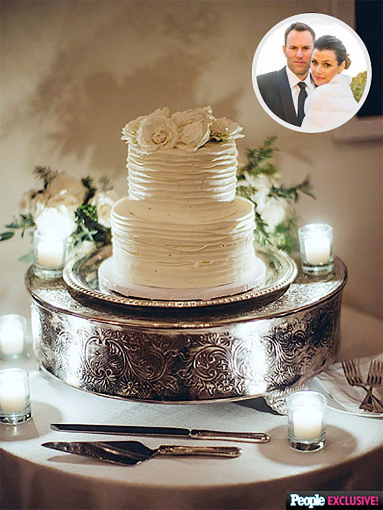 Famous Wedding Cakes
 Celebrity Wedding Cakes Sofia Vergara Jessica Simpson