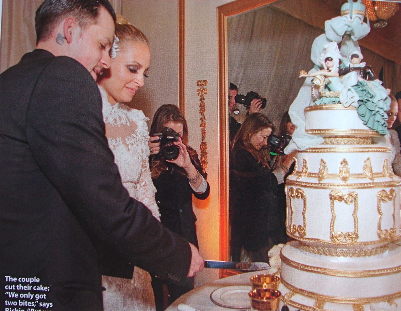 Famous Wedding Cakes
 1000 images about Celebrity Wedding Cakes on Pinterest