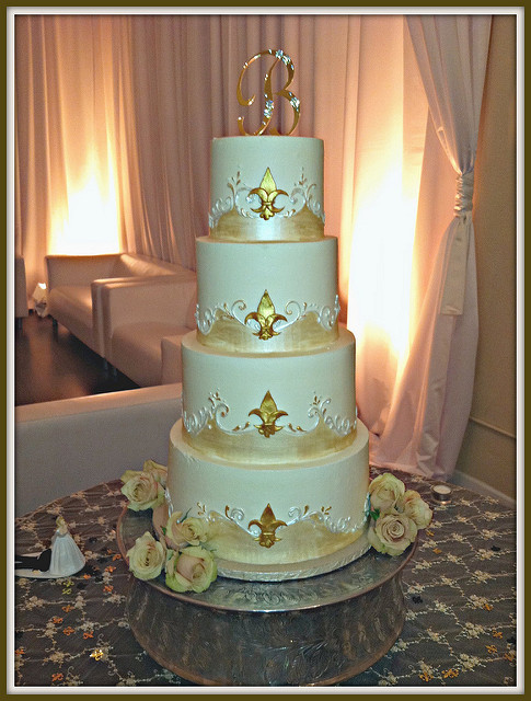 Fleur De Lis Wedding Cakes
 fleur de lis wedding cake design