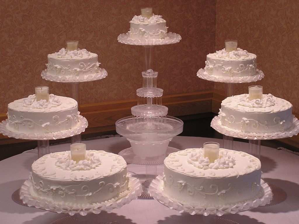 Floating Cake Stand Wedding Cakes
 Floating Wedding Cake Stand Modern Style Cake Stands