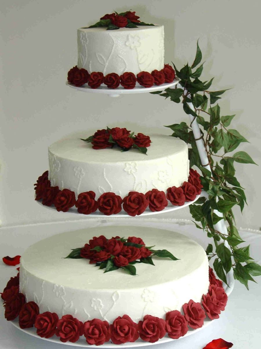 Floating Wedding Cakes
 Floating Cake With Embroidered Flowers And Royal Roses