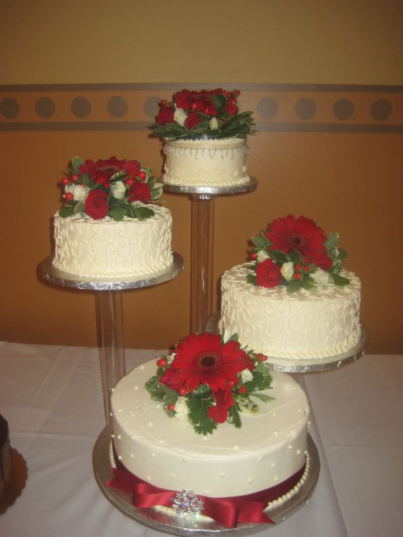 Floating Wedding Cakes
 Dorothy Ann Bakery Galleries