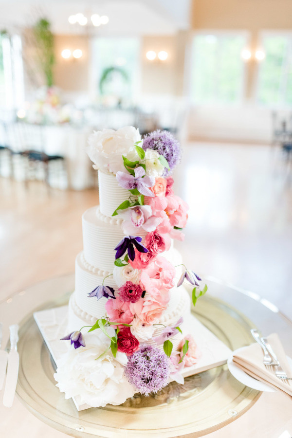 Floral Wedding Cakes
 Wedding Trend 20 Fabulous Wedding Cakes With Floral For
