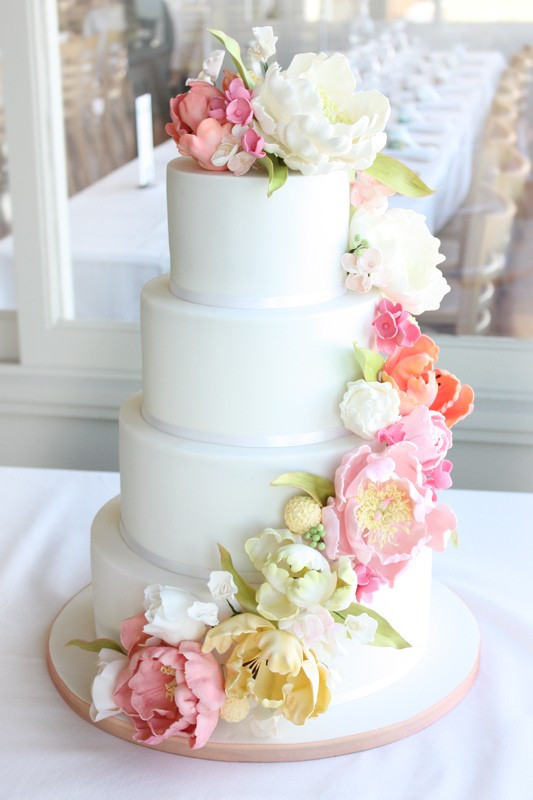 Floral Wedding Cakes 20 Ideas for Vintage Inspired Wedding Flower Cake Pretty Pink