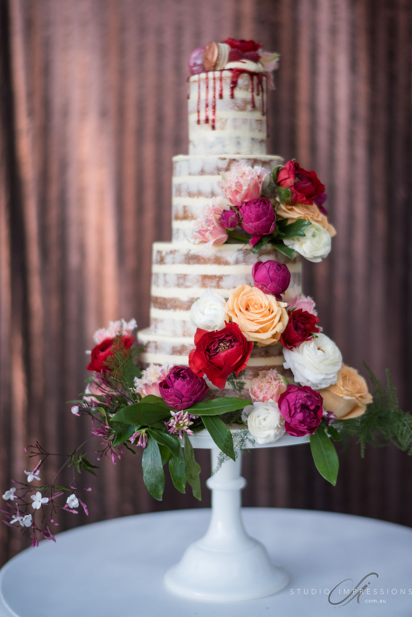 Flowers For Wedding Cakes
 Wedding Cake Flowers Mondo Floral Designs