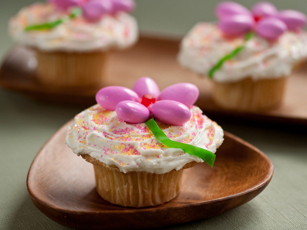 Food Network Easter Desserts
 Tasty Tuesday Easter Cupcakes