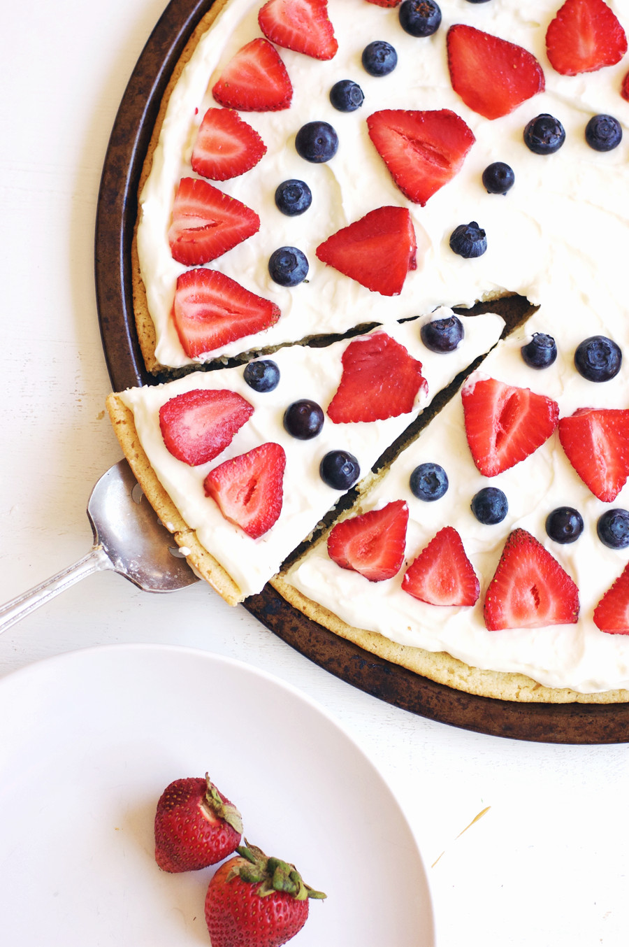 Fourth Of July Dessert
 Fourth of July Berry Dessert Pizza