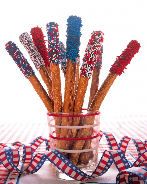 Fourth Of July Pretzels
 Sweet Patriotic Treats – Our Empty Nest