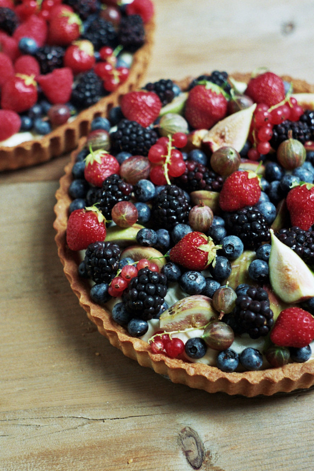 Fresh Fruit Desserts For Summer
 Mascarpone Cream Tart with Fresh Fruit — Apt 2B Baking Co