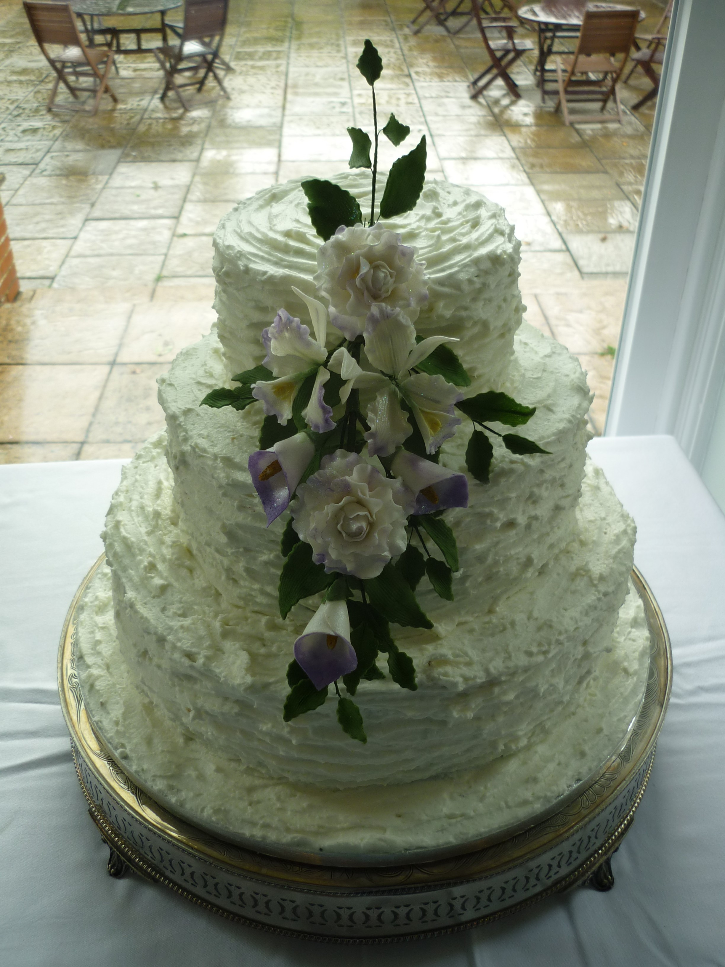 Frys Wedding Cakes
 3 tier buttercream and flower spray wedding cake