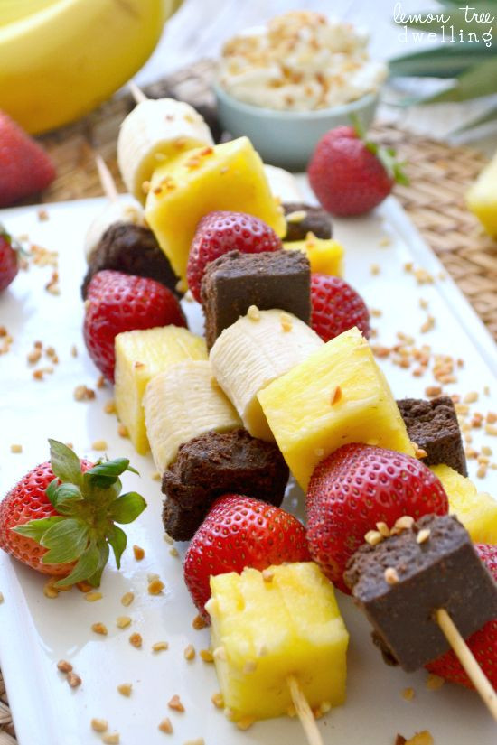 Fun Summer Desserts
 Banana Split Kabobs what a fun summer dessert idea Do