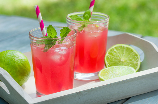 Fun Summer Vodka Drinks
 Hello Summer Fun Summer Drink Recipes