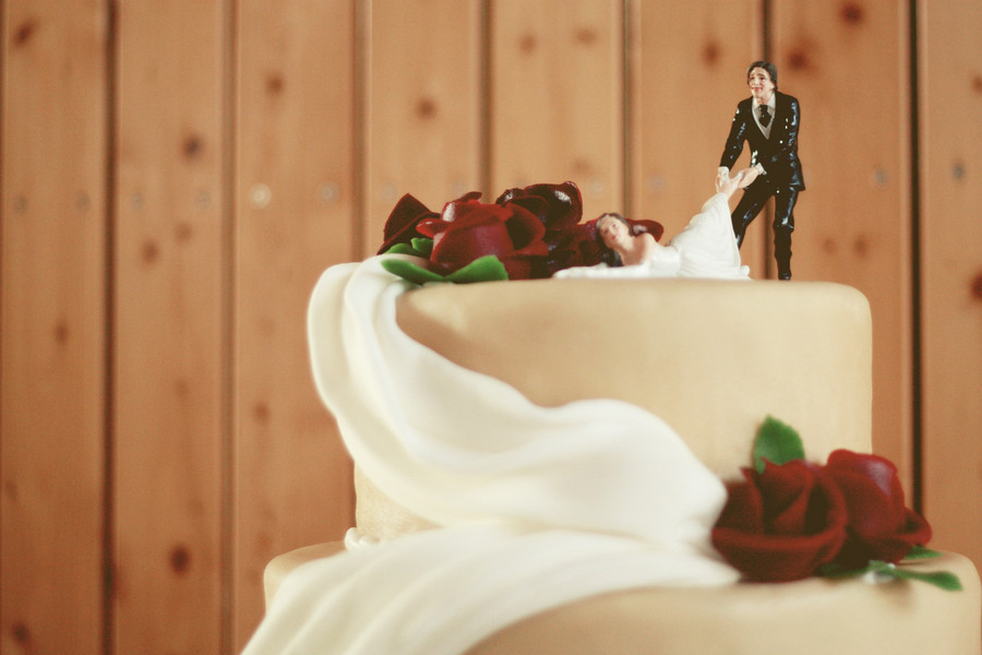Funny Wedding Cakes
 Discover Mass of Funny Status And Funny Jokes