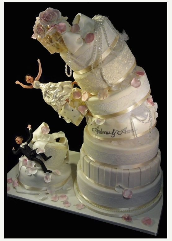 Funny Wedding Cakes
 25 Interestingly Unique Wedding Cake Ideas For Your Big Day