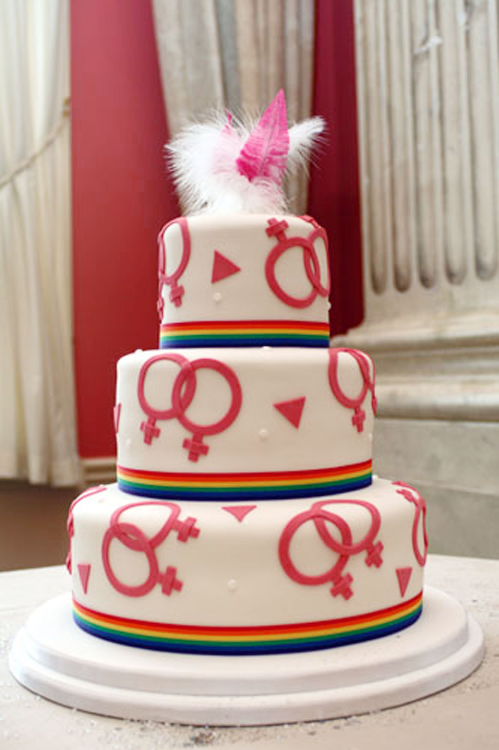 Gay Wedding Cakes
 Lesbian Love Wedding Cake Wedding Cake Cake Ideas by