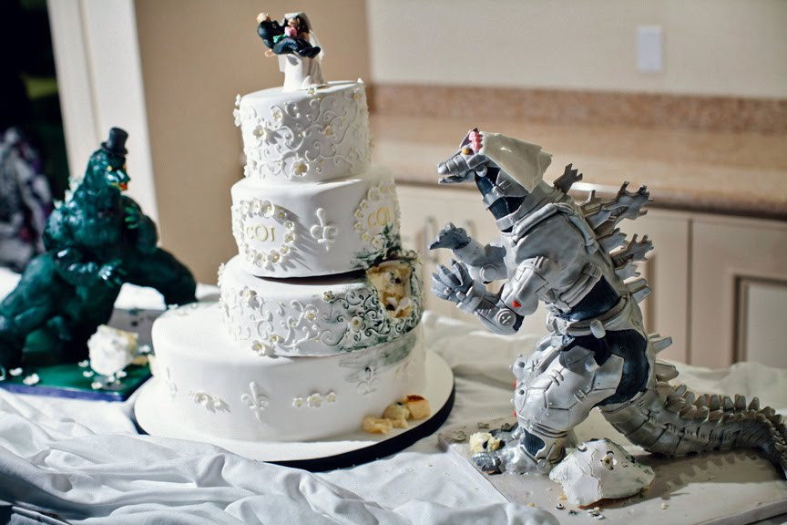 Geek Wedding Cakes
 Cake Wrecks Home Sunday Sweets Geek Wedding Cakes