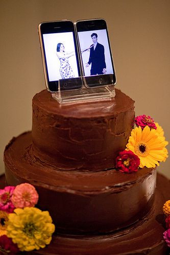 Geek Wedding Cakes
 25 best ideas about Geek Wedding Cakes on Pinterest