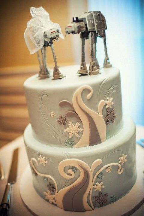 Geeky Wedding Cakes
 31 Geeky Wedding Cake Toppers