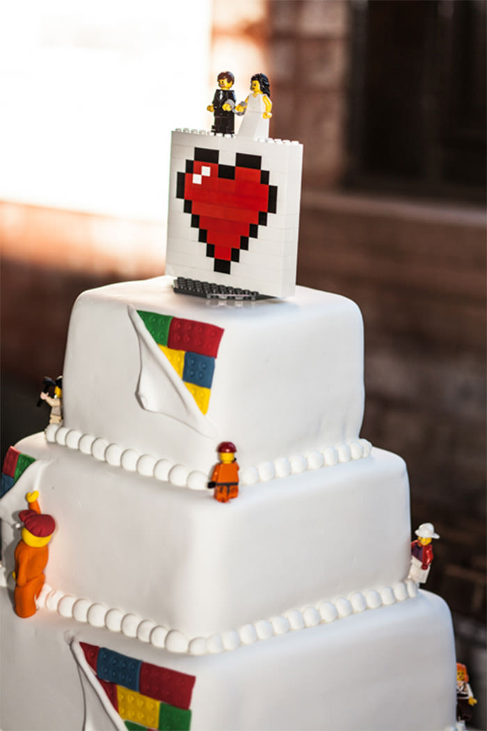 Geeky Wedding Cakes
 45 Creative Wedding Cake Designs You Don t See ten