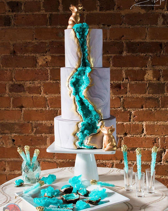 Geode Wedding Cakes
 This New Geode Wedding Cake Trend Is Rocking The Internet