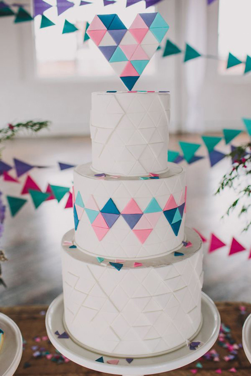 Geometric Wedding Cakes
 10 Gorgeously Geometric Cakes Tinyme Blog