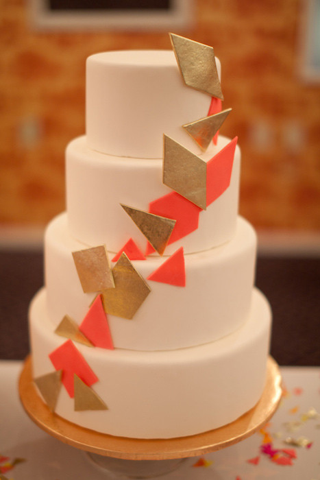 Geometric Wedding Cakes
 11 Amazing Geometric and Mosaic Wedding Cakes