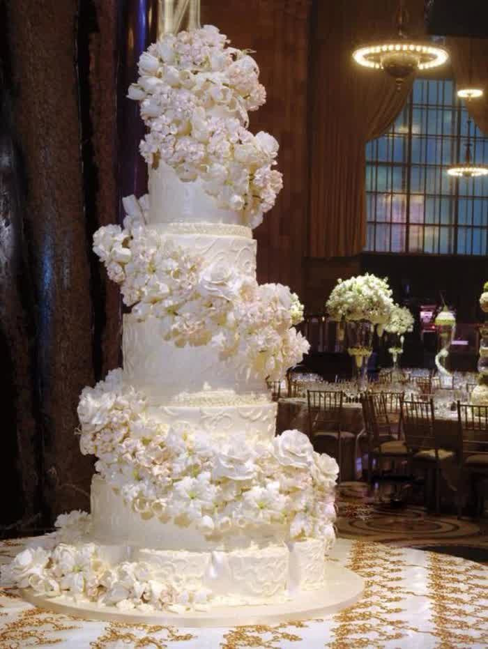 Glamorous Wedding Cakes
 Big Wedding Cake Fascinating Ideas and Inspirations