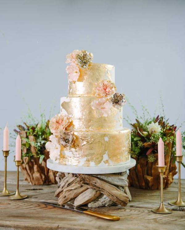 Gold Leaf Wedding Cakes
 30 Glamorous Gold Leaf Wedding Cakes Weddingomania