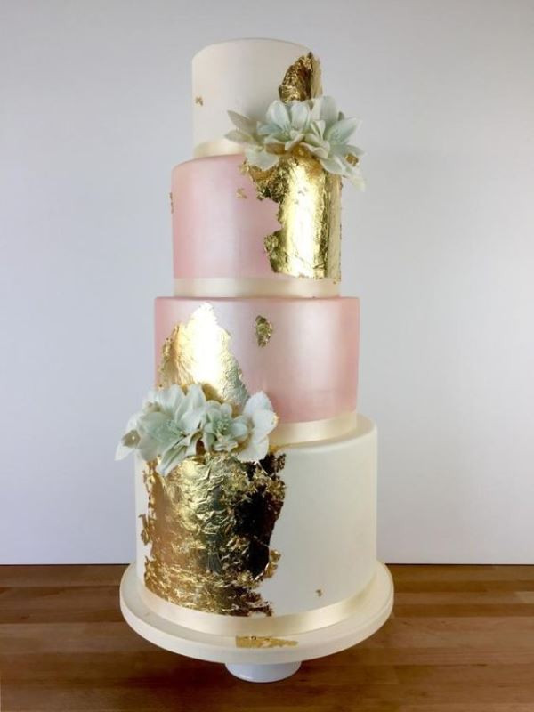 Gold Leaf Wedding Cakes
 30 Glamorous Gold Leaf Wedding Cakes Weddingomania