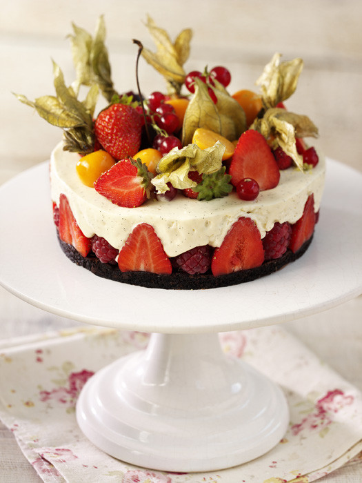 Good Summer Desserts
 Fruit gateaux lemon tart pavlova strawberry cake top