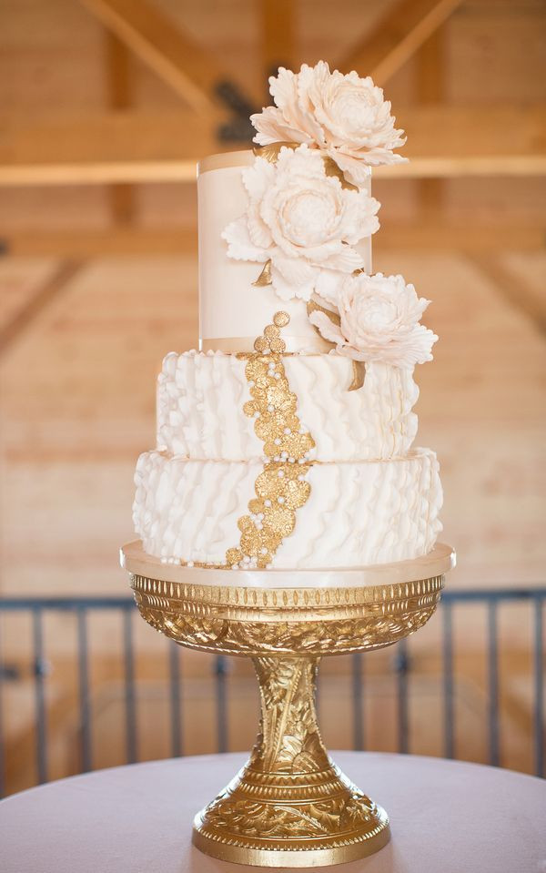 Gorgeous Wedding Cakes
 Ornate white and gold wedding cake with gorgeous sugar