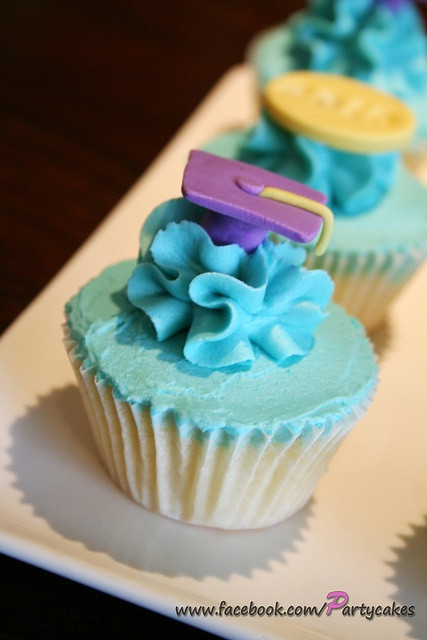 Graduation Cupcakes Decorating Ideas
 17 Best images about Graduation Cupcakes on Pinterest