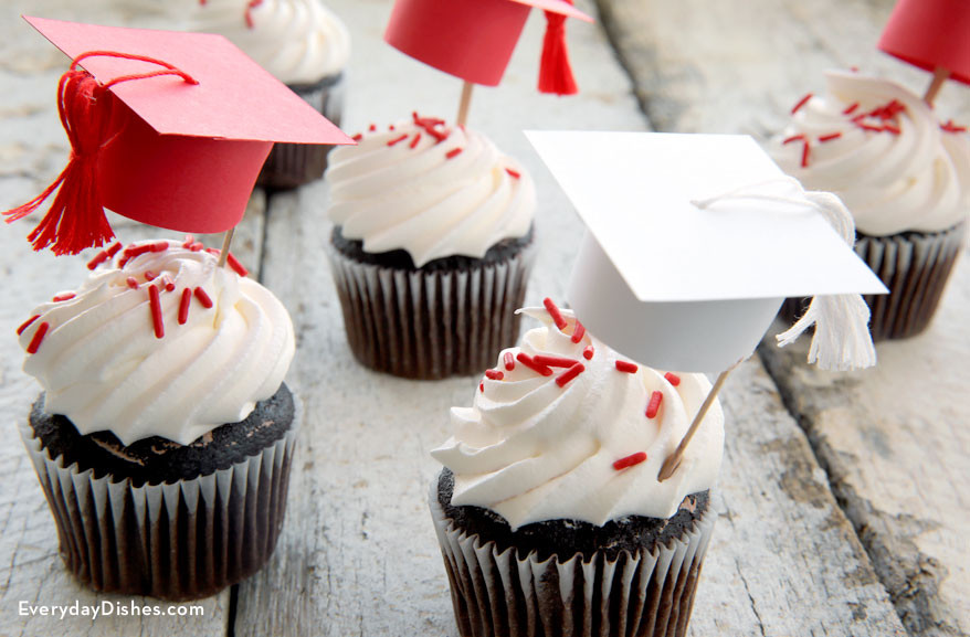 Graduation Cupcakes Ideas
 Graduation Cap Cupcake Toppers