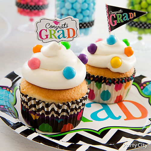 Graduation Cupcakes Ideas
 Colorful Dot Graduation Cupcakes Idea Colorful